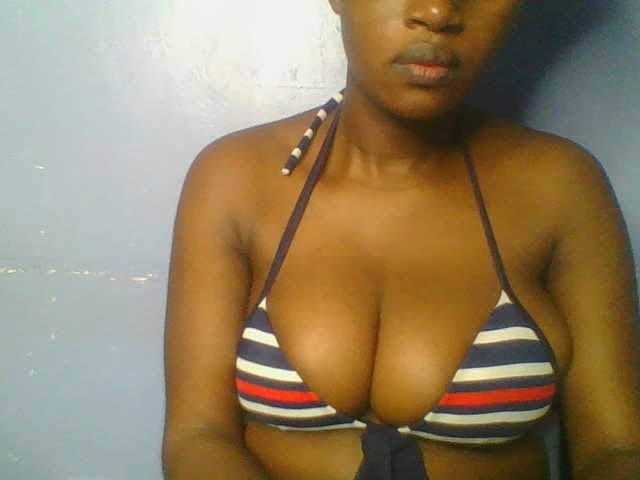 Sweetchely live cam on BongaCams