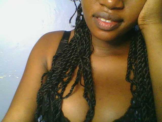 Sweetchely live cam on BongaCams
