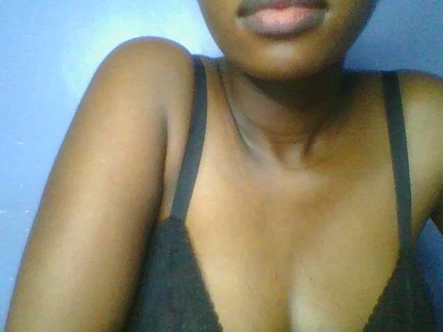 Sweetchely live cam on BongaCams