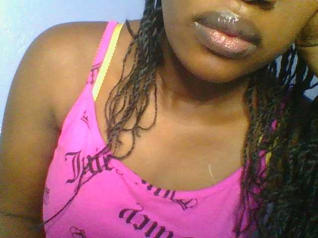 Sweetchely live webcam show