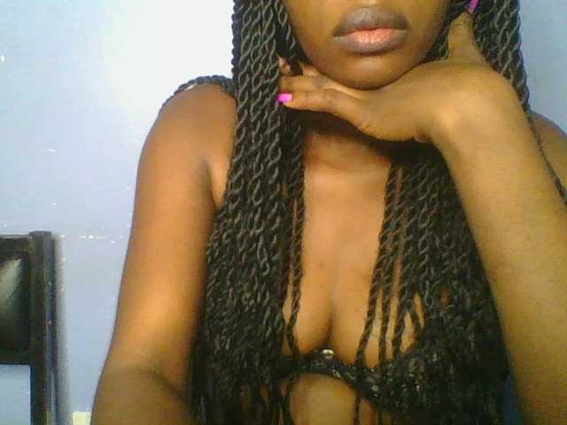 Sweetchely live cam on BongaCams