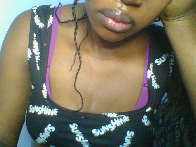 Sweetchely live webcam show