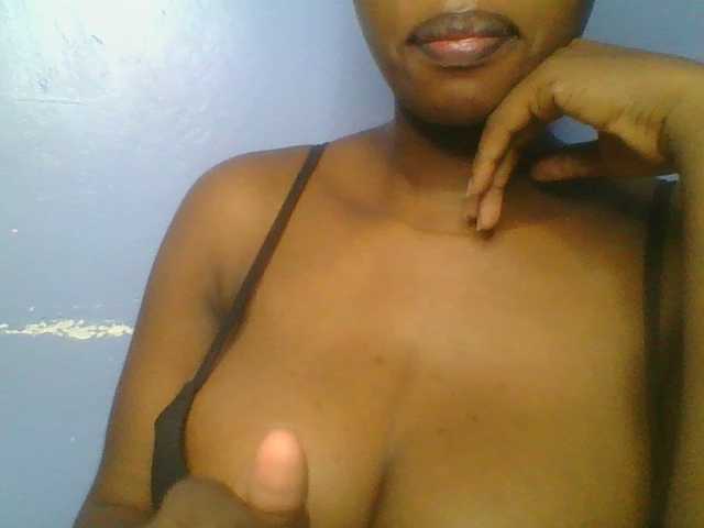 Sweetchely live cam on BongaCams