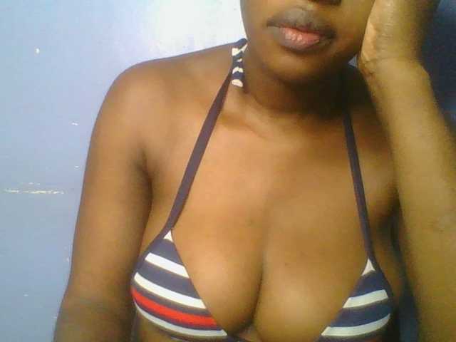 Sweetchely live cam on BongaCams