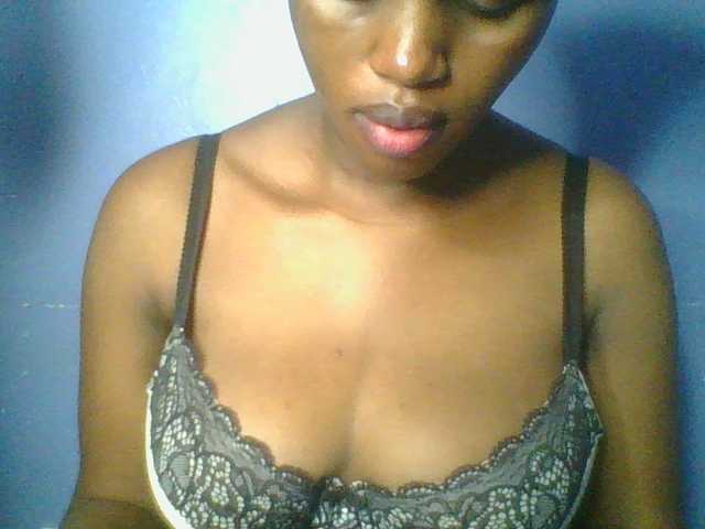 Sweetchely live cam on BongaCams