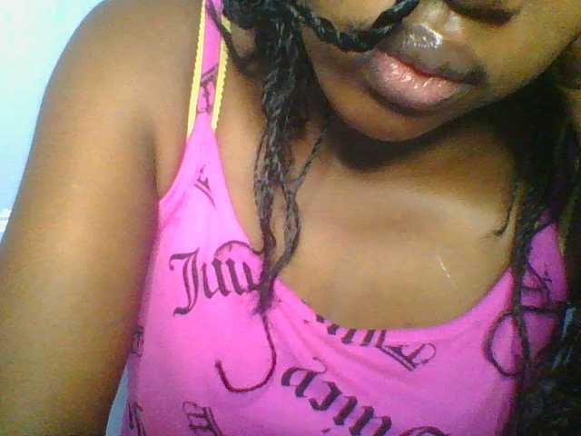 Sweetchely Cam en direct sur BongaCams