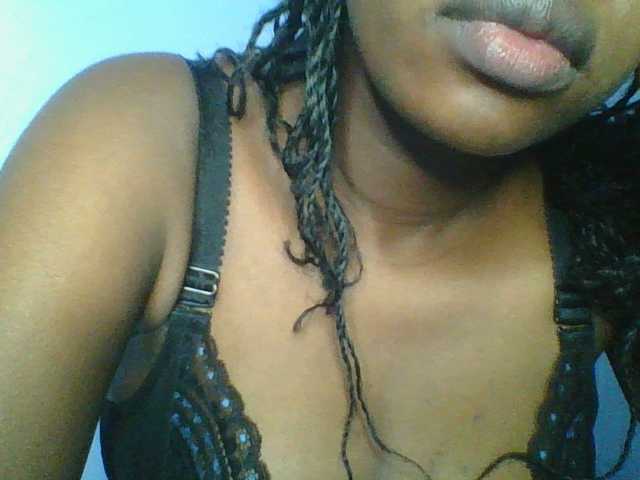 Sweetchely live webcam show