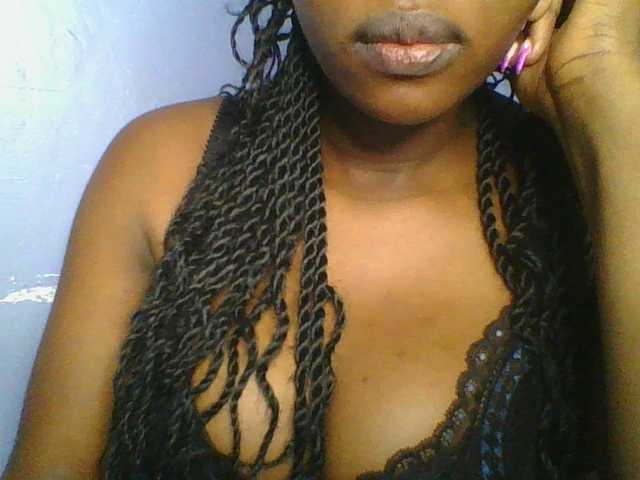 Sweetchely live cam on BongaCams