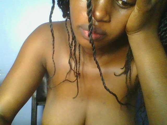 Sweetchely live webcam show