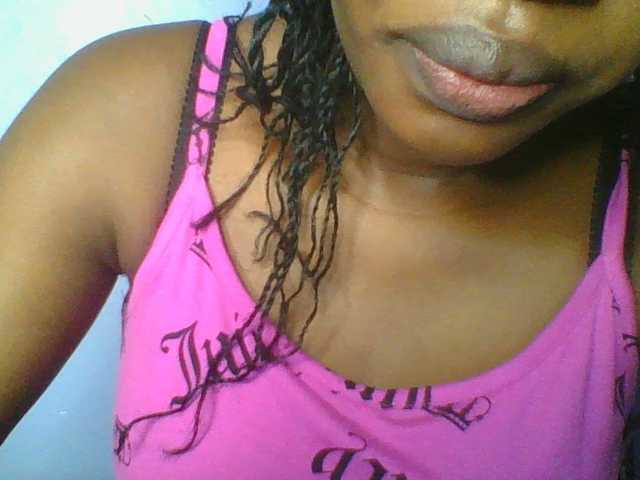 Sweetchely live cam on BongaCams