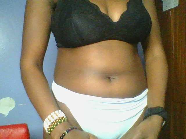 Sweetchely live cam on BongaCams