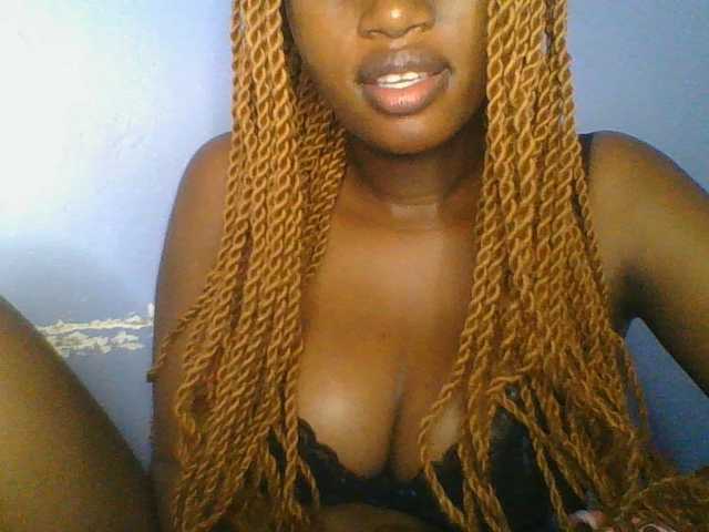 Sweetchely live cam on BongaCams