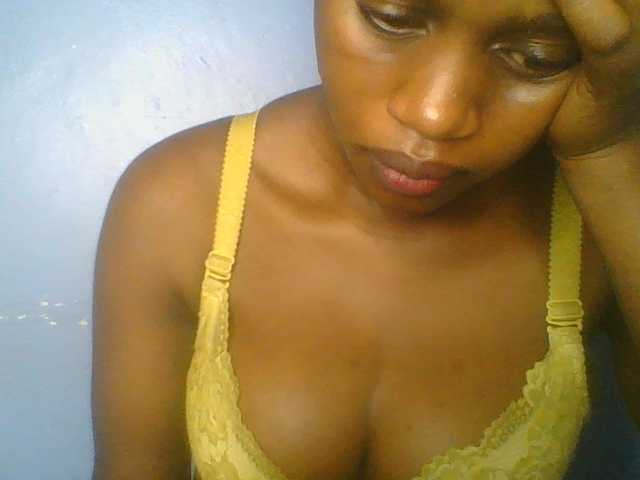 Sweetchely live cam on BongaCams