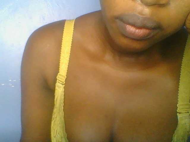 Sweetchely live cam on BongaCams
