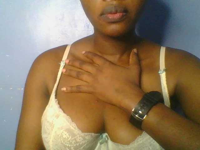 Sweetchely live cam on BongaCams