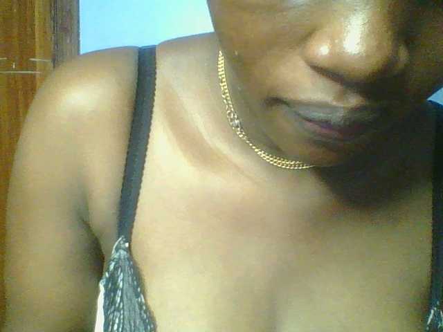 Sweetchely live cam on BongaCams