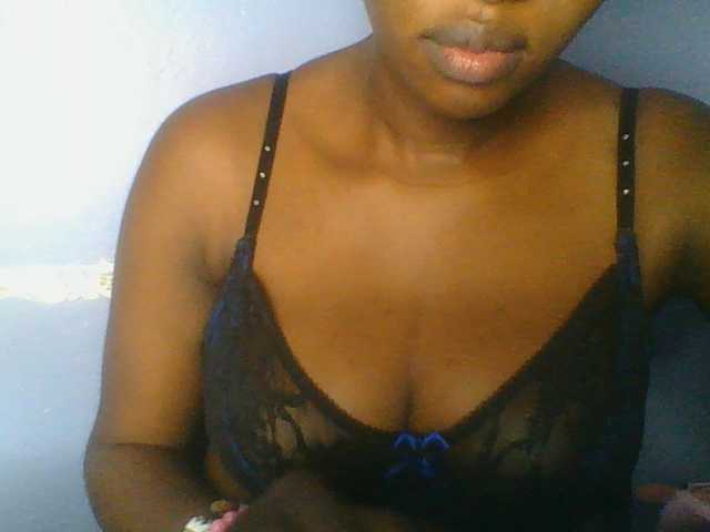 Sweetchely live cam on BongaCams
