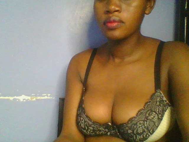 Sweetchely live cam on BongaCams