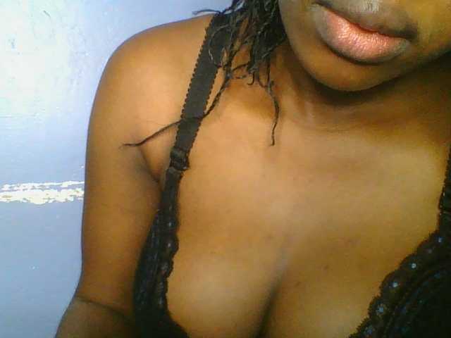 Sweetchely live cam on BongaCams