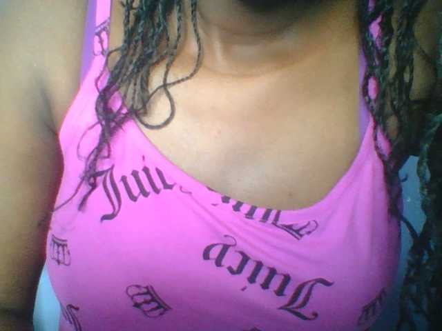 Sweetchely live webcam show