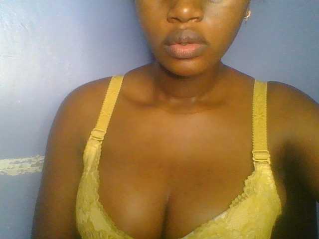 Sweetchely live cam on BongaCams