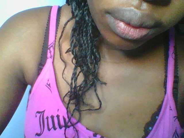 Sweetchely live cam on BongaCams