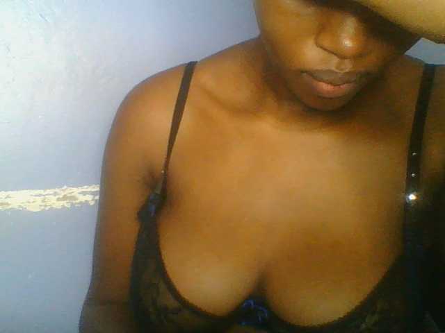 Sweetchely live cam on BongaCams