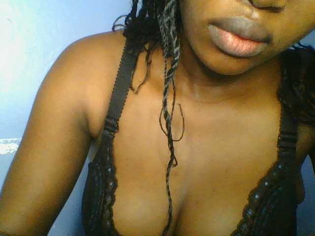 Sweetchely live cam on BongaCams
