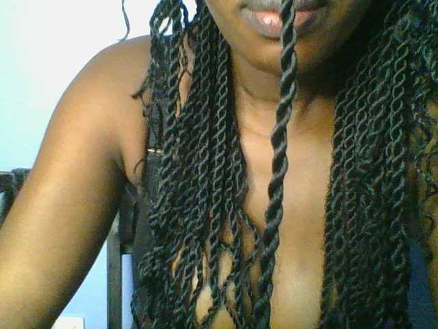 Sweetchely live cam on BongaCams