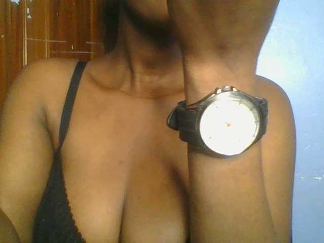 Sweetchely live cam on BongaCams