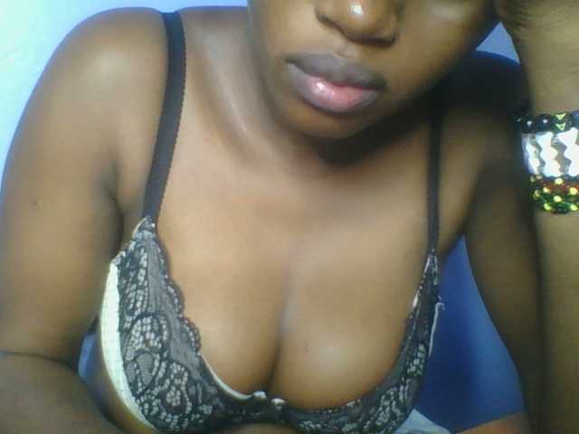 Sweetchely live cam on BongaCams