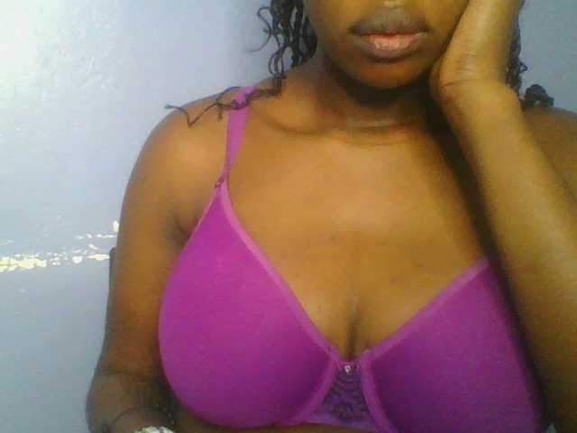 Sweetchely live cam on UnifiedCams