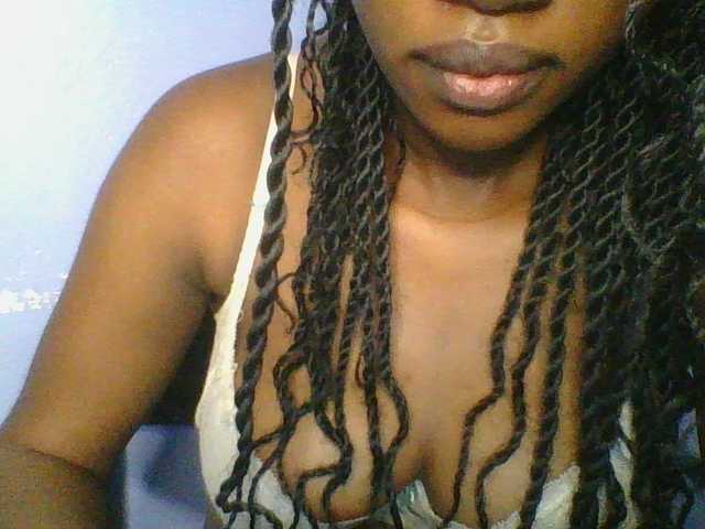 Sweetchely live cam on BongaCams