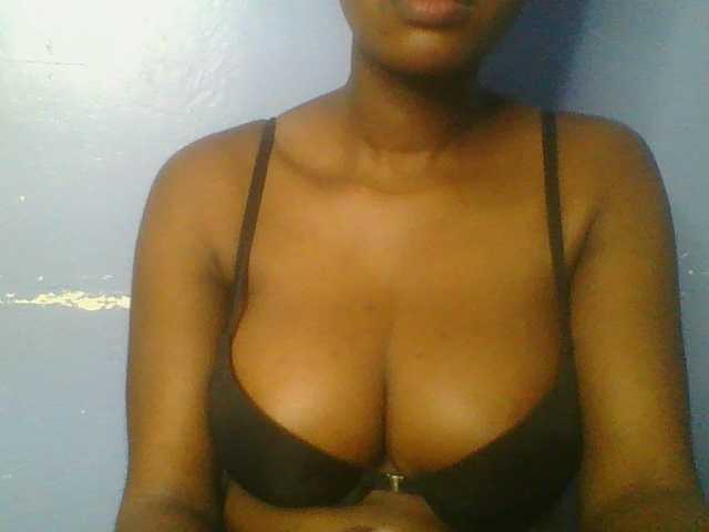 Sweetchely live cam on UnifiedCams