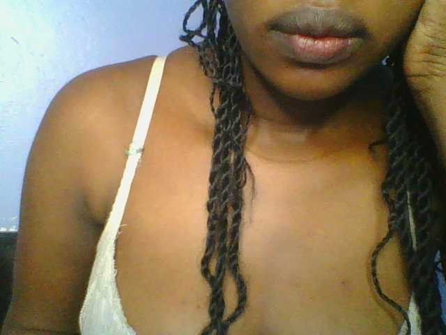Sweetchely live cam on BongaCams