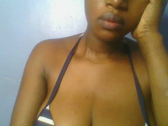 Sweetchely live cam on BongaCams