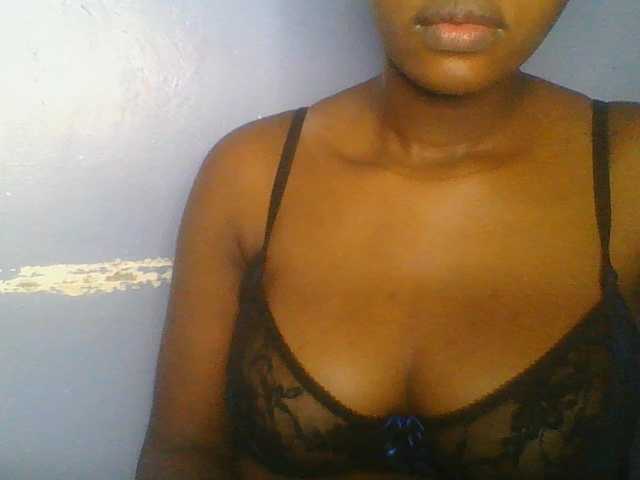 Sweetchely live cam on BongaCams
