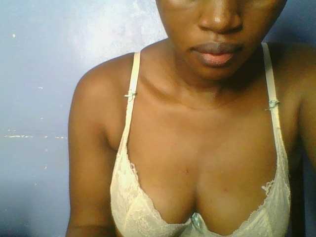 Sweetchely live cam on BongaCams