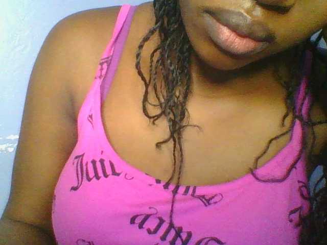 Sweetchely live webcam show