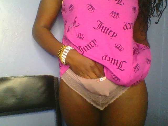 Sweetchely live cam on BongaCams