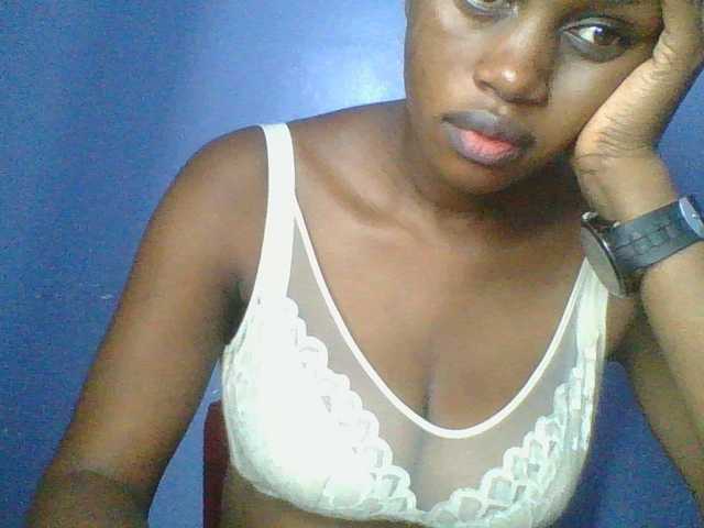 Sweetchely live cam on BongaCams