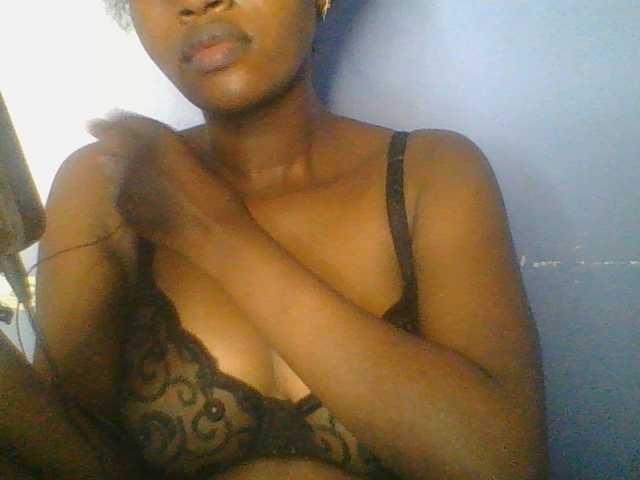 Sweetchely live cam on BongaCams
