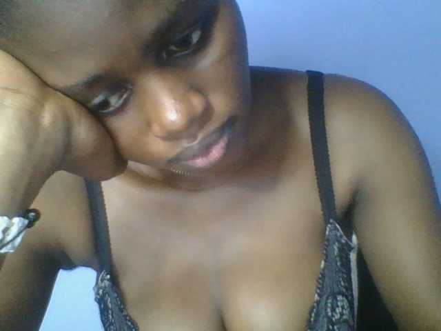Sweetchely live cam on BongaCams