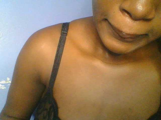 Sweetchely live cam on BongaCams