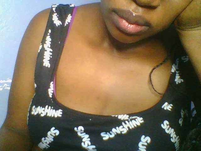 Sweetchely live webcam show