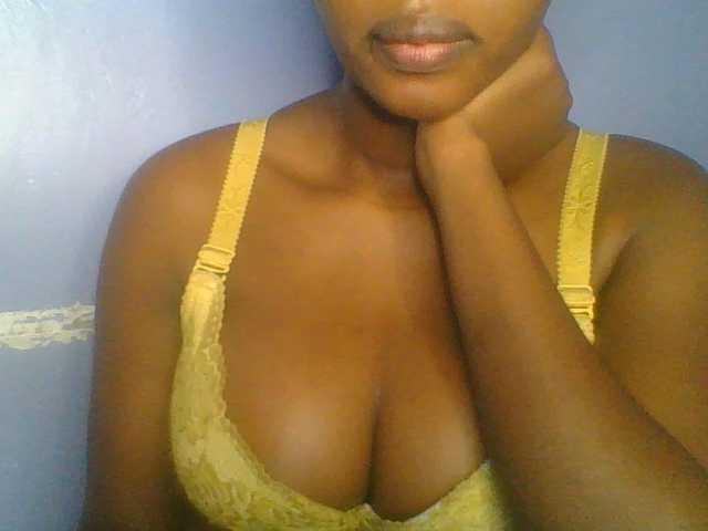 Sweetchely live cam on BongaCams