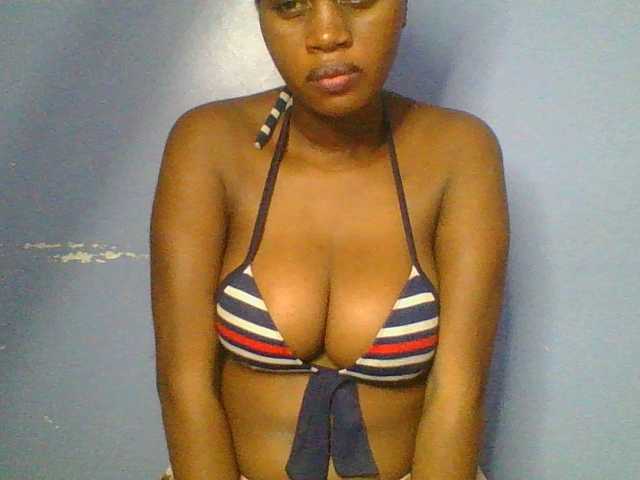 Sweetchely live cam on BongaCams