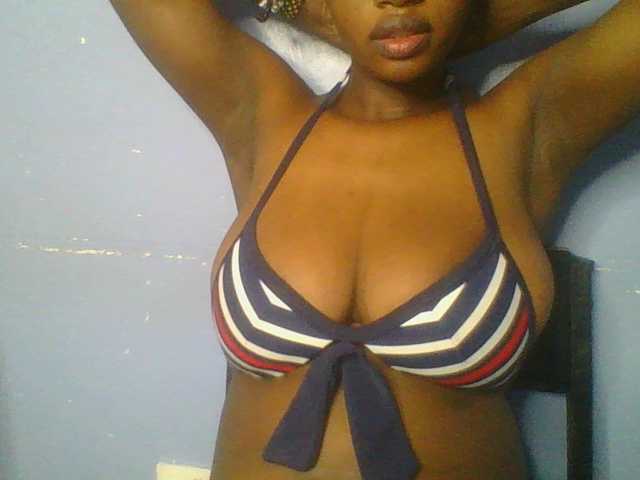 Sweetchely live cam on BongaCams
