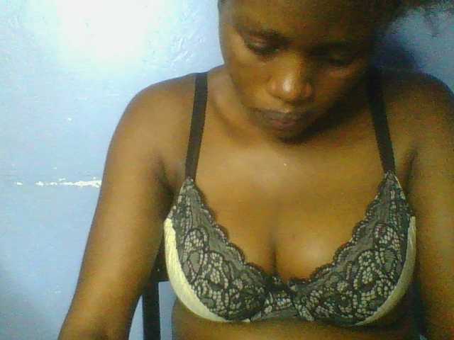 Sweetchely live cam on BongaCams