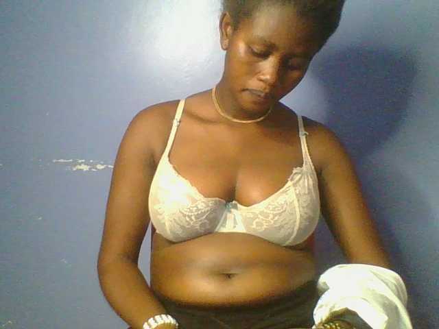 Sweetchely live cam on BongaCams